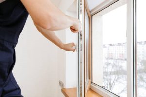 Сколько стоит ремонт пластиковых окон 3 Gazda