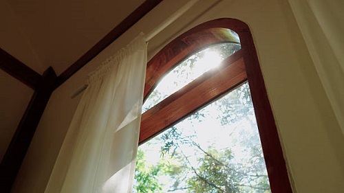 Як оформити арочне вікно 4 Gazda